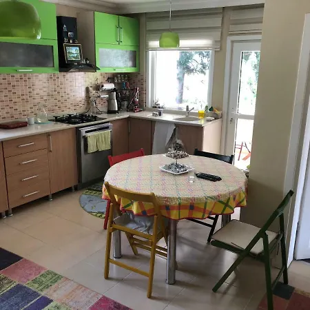 Deniz Manzarali 3 Katli Muhtesem Lejlighed Istanbul
